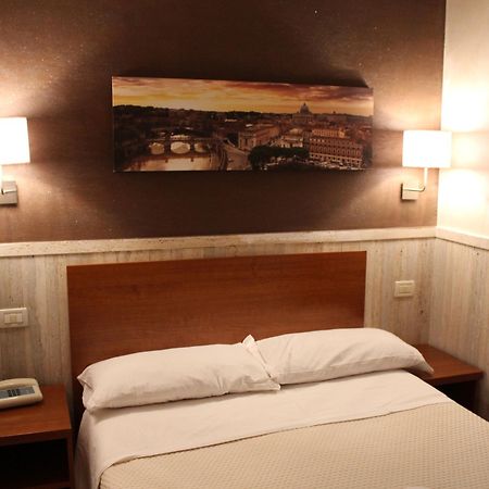 Hotel Pyramid Roma Ngoại thất bức ảnh