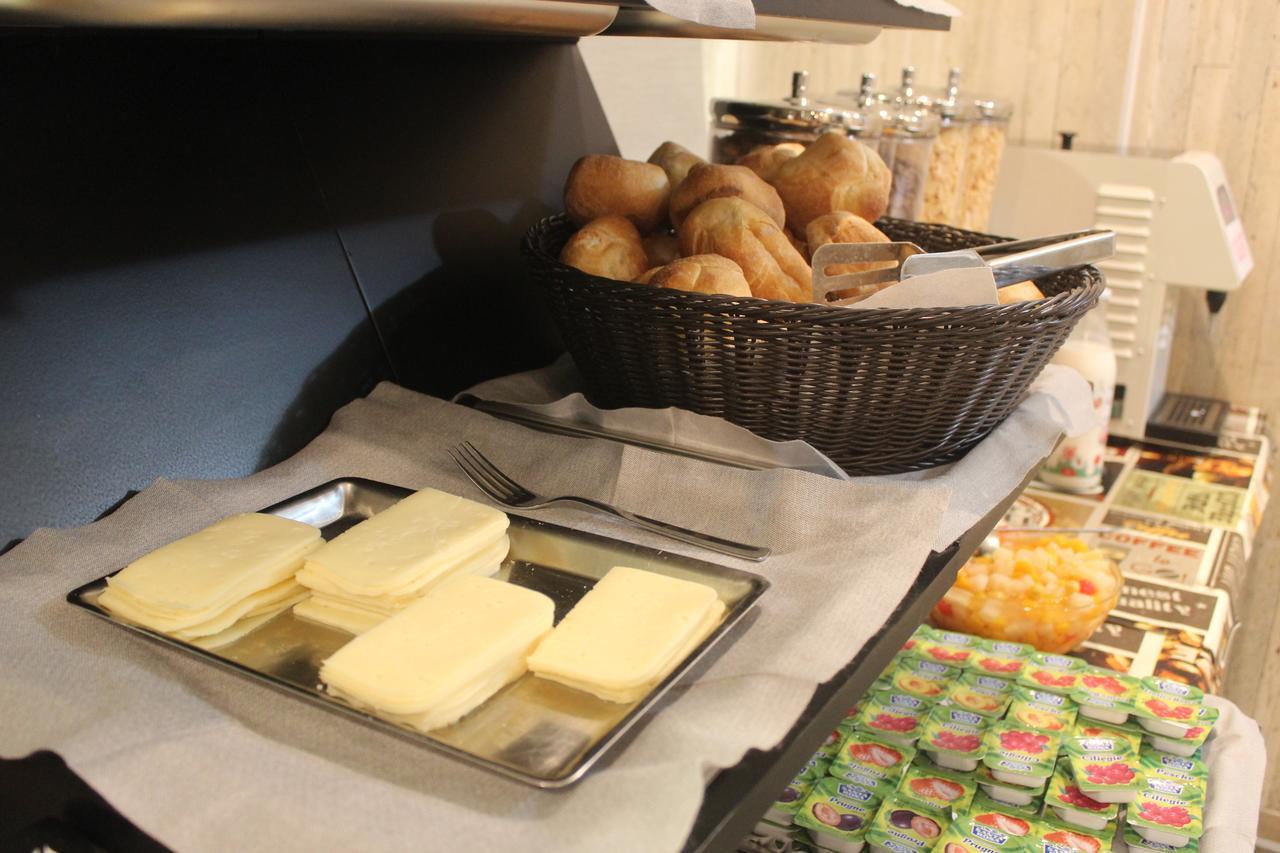 Hotel Pyramid Roma Ngoại thất bức ảnh
