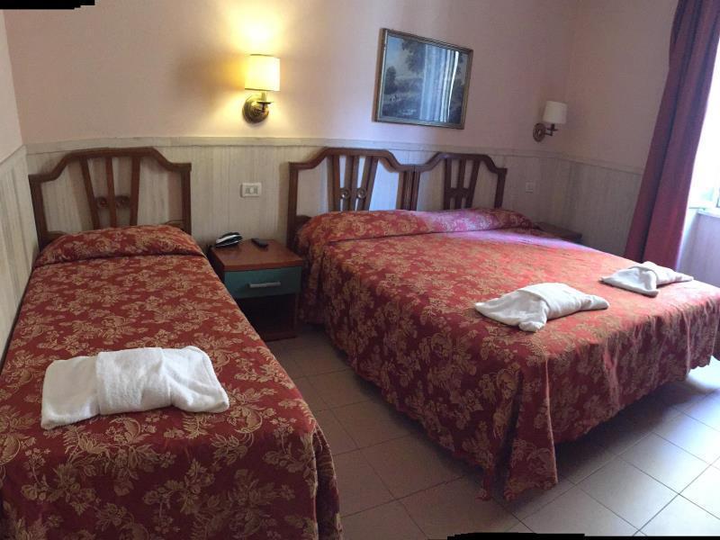 Hotel Pyramid Roma Ngoại thất bức ảnh